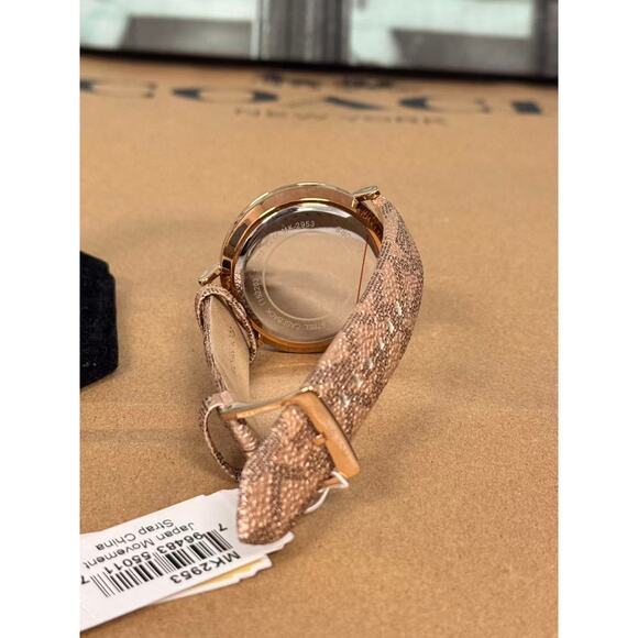 Michael Kors MK2953 Addyson Quartz Rose Dial Ladies Watch - Picture 4 of 5